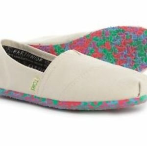 TOMS Classic-V Natural Coral Earthwise Shoes